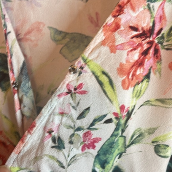 Floral Blouse with Bell Sleeves - Picture 7 of 11